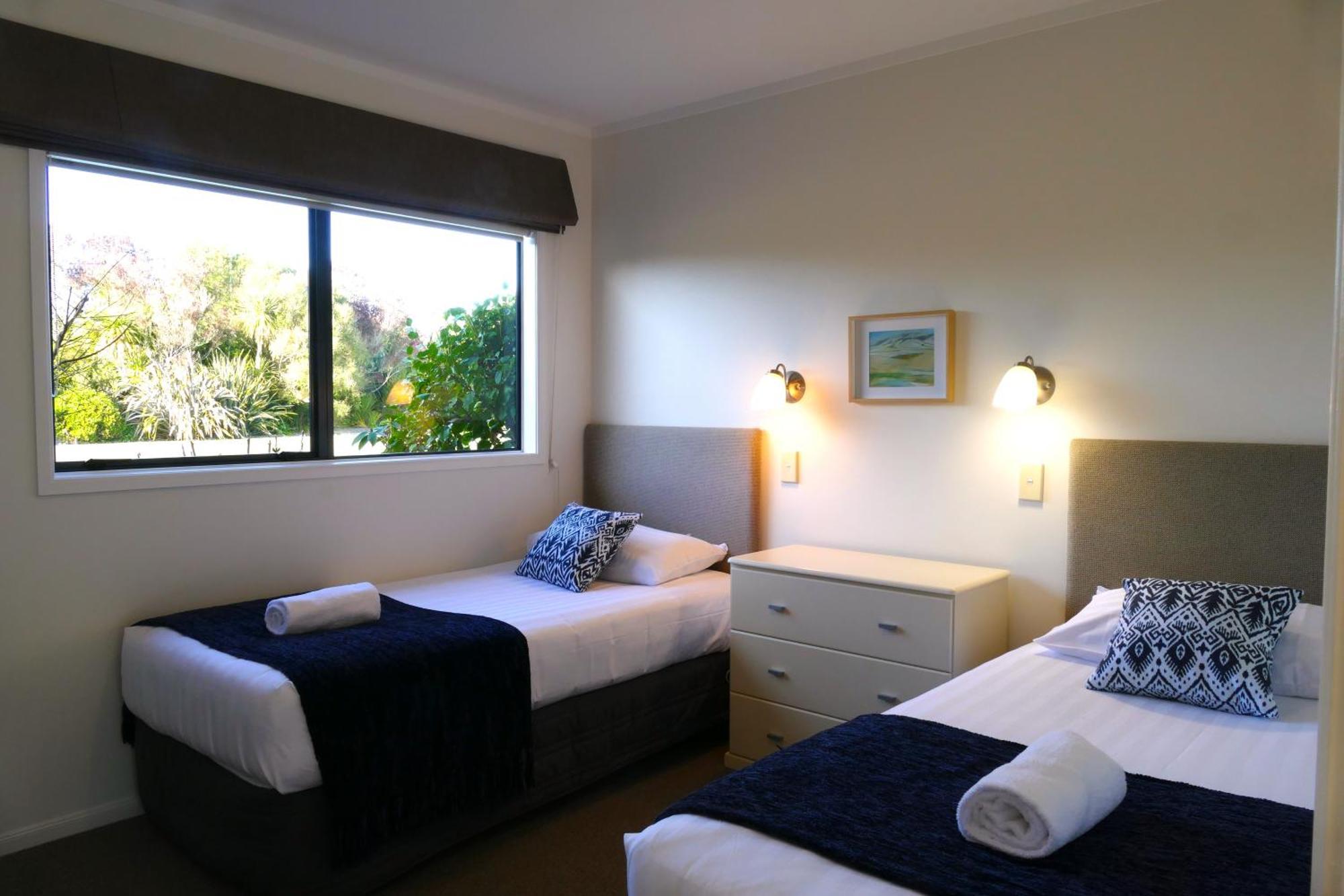 Patons Rock Beach Villas Takaka Extérieur photo
