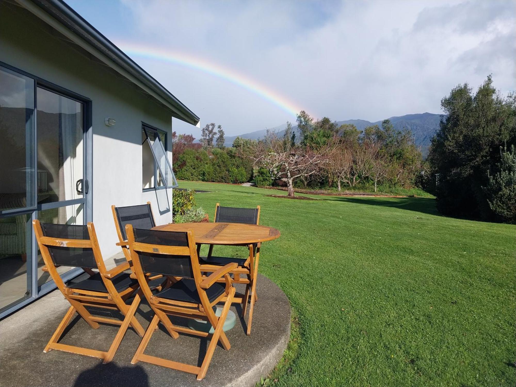 Patons Rock Beach Villas Takaka Extérieur photo