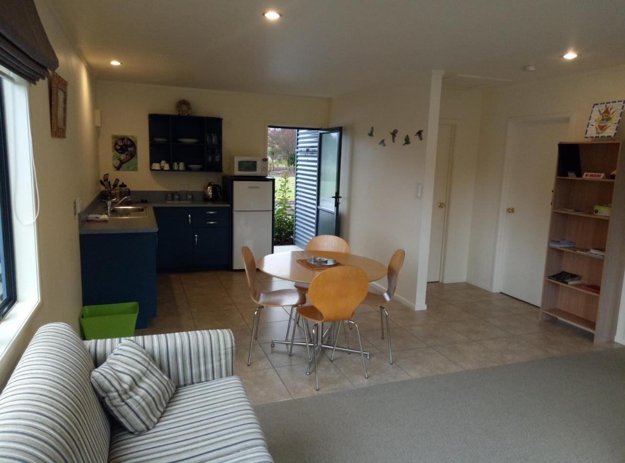 Patons Rock Beach Villas Takaka Extérieur photo